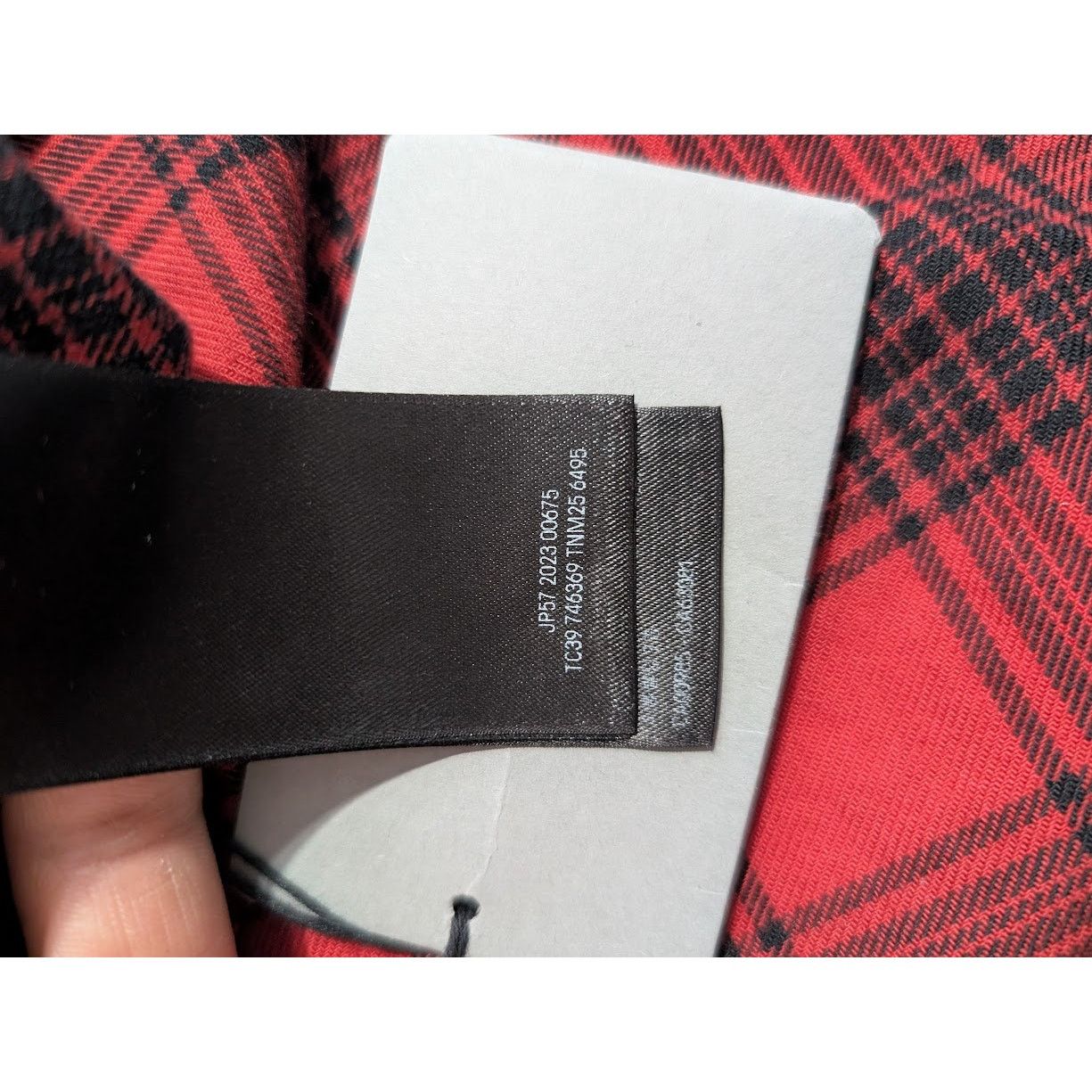 Balenciaga o1rshd1 Hooded Oversized Shirt Check in Red/Black Size US L / EU 52-54 / 3 - 18 Thumbnail