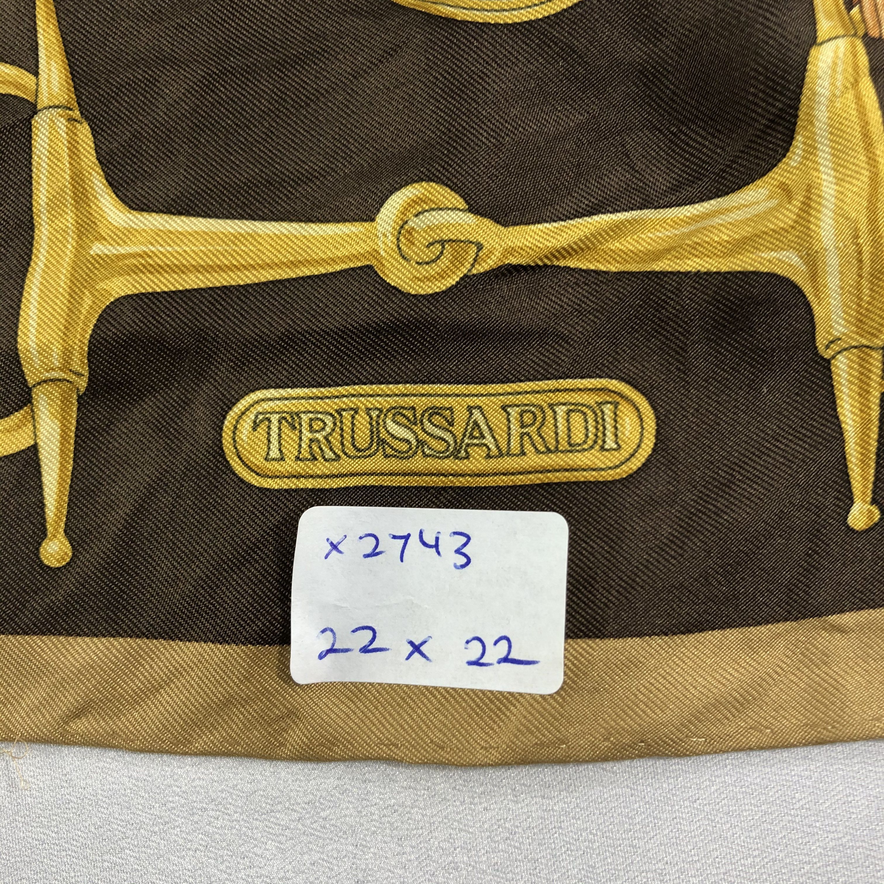Trussardi × Vintage Vintage Trussardi Silk Scarf Size ONE SIZE - 7 Thumbnail