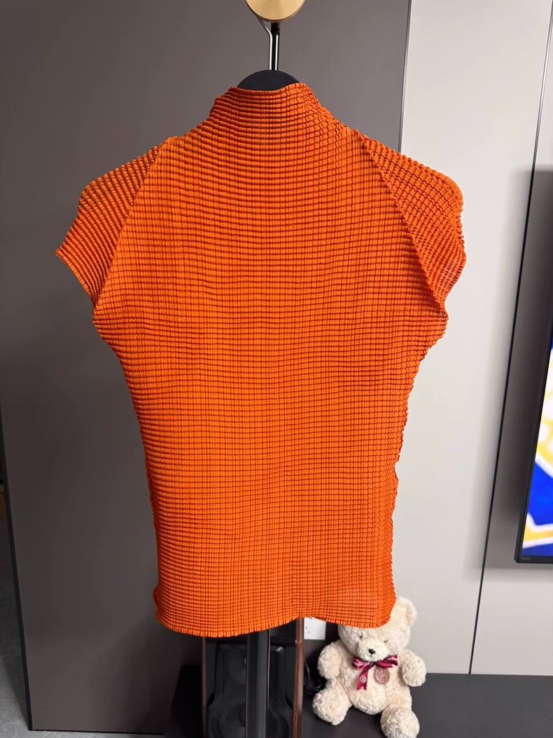 Issey Miyake Issey Miyake size:2 Orange bubble short-sleeved shirt Size XS / US 0-2 / IT 36-38 - 2 Thumbnail