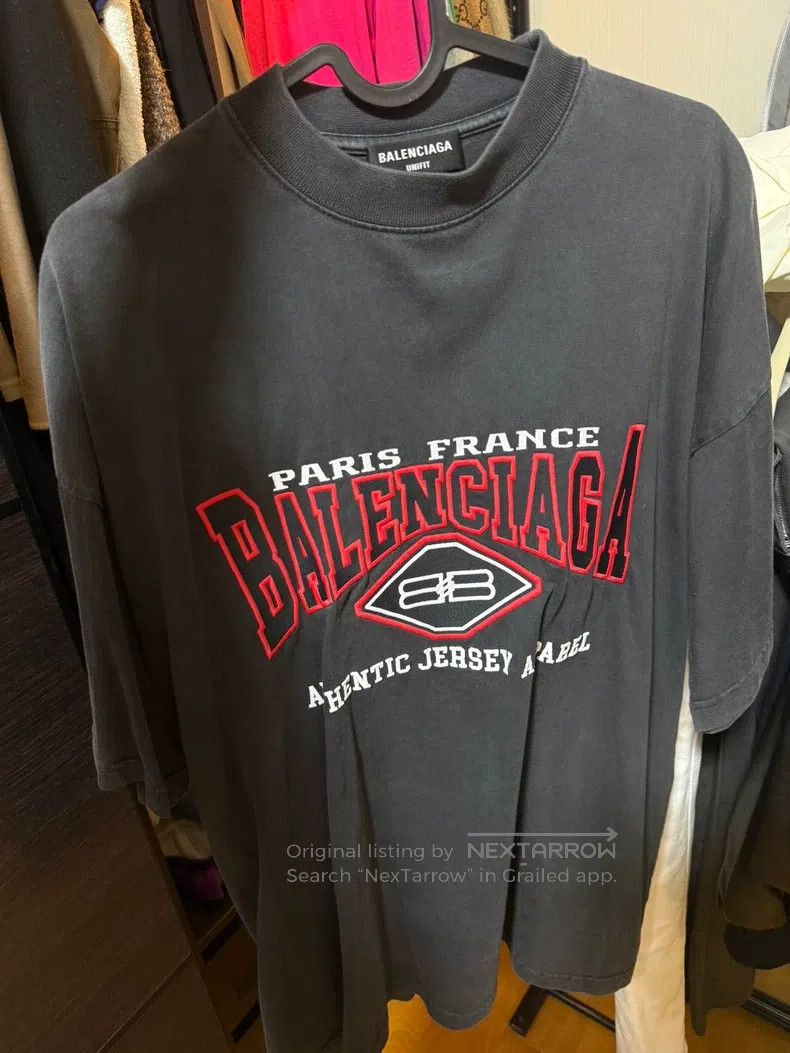Balenciaga Balenciaga Short Sleeve Size US S / EU 44-46 / 1 - 1 Thumbnail