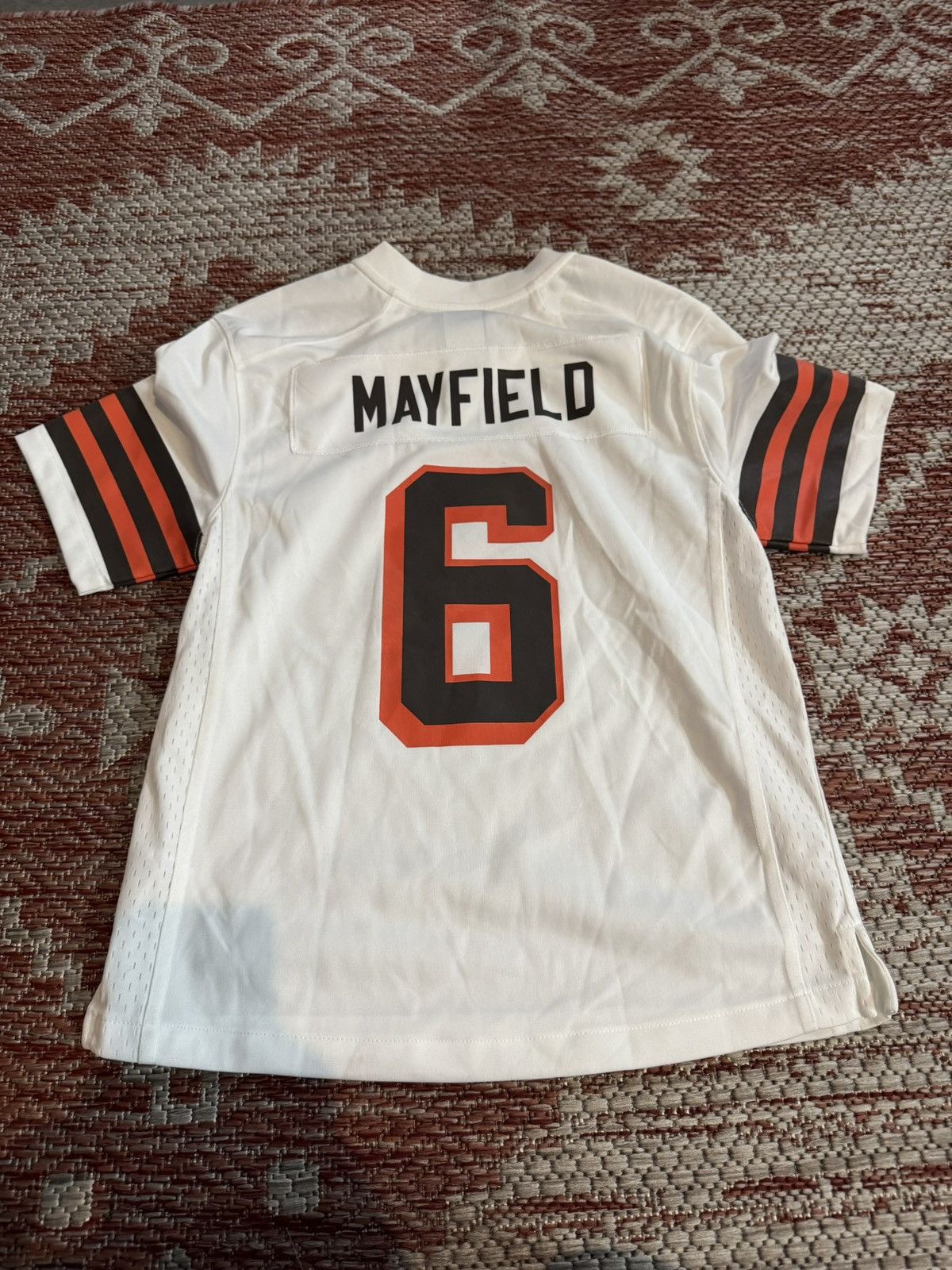 Nike Baker Mayfield Cleveland Brown Jersey White Nike M Brand New Size US M / EU 48-50 / 2 - 4 Thumbnail