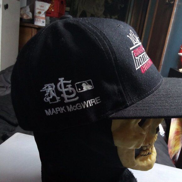 MLB × New Era × Vintage Vintage New Era Mark McGwire 70 Home Runs Record Snap Hat Size ONE SIZE - 8 Thumbnail