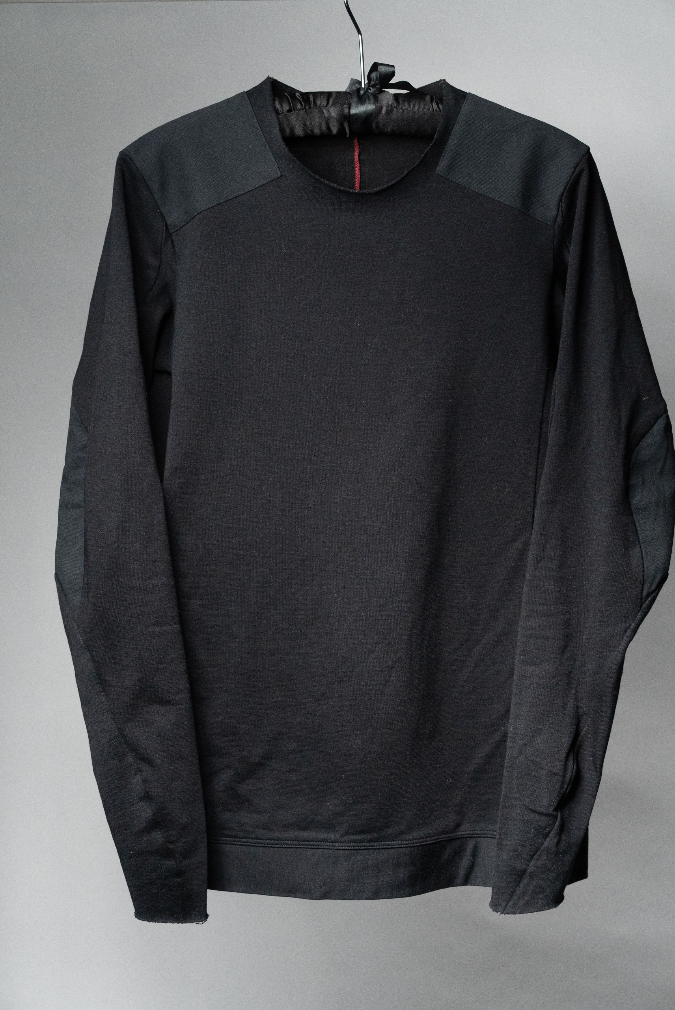 Devoa Anatomic Shoulder-panel Longsleeve Shirt with Size US S / EU 44-46 / 1 - 1 Thumbnail