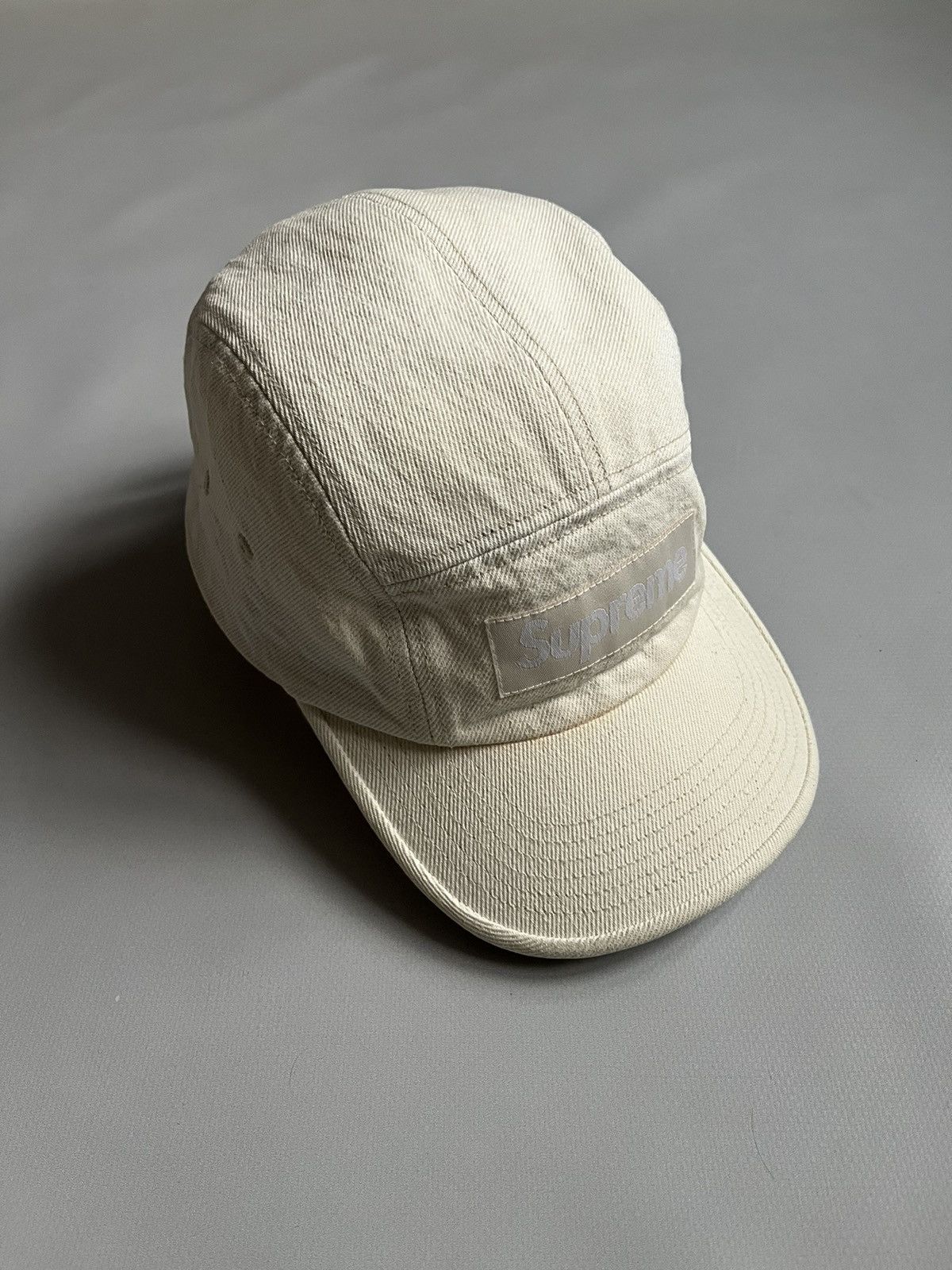 Supreme SUPREME White Canvas 5 Panel Cotton Cap Hat Size ONE SIZE - 1 Thumbnail
