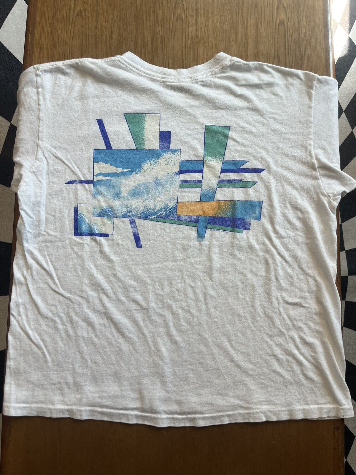 Vintage Vintage STUBBIES Art work Big Wave 1982’s Tshirt Size US L / EU 52-54 / 3 - 8 Thumbnail