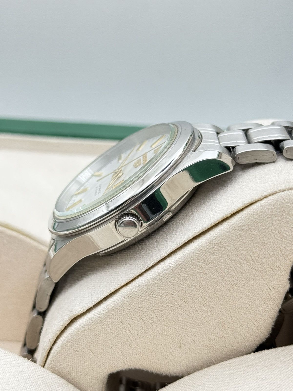 Jewelry × Seiko SEIKO 5 7S26 AUTOMATIC WHITE DIAL BEAUTIFUL MEN’S WRISTWATCH Size 36 - 5 Thumbnail
