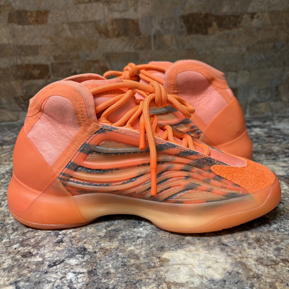 Yeezy Adidas Yeezy Quantum Hi-Res Orange Size 5 Size US 5 / EU 37 - 6 Thumbnail