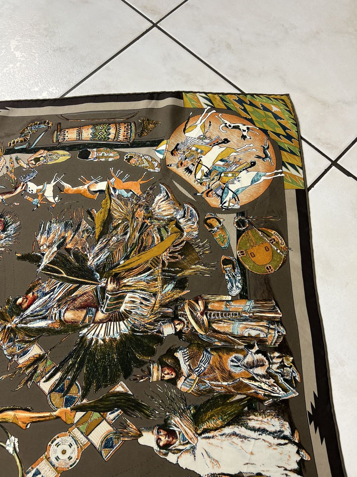 Hermes Vintage 90s Hermes Les Dances Des Indiens silk scarf native Size ONE SIZE - 4 Thumbnail