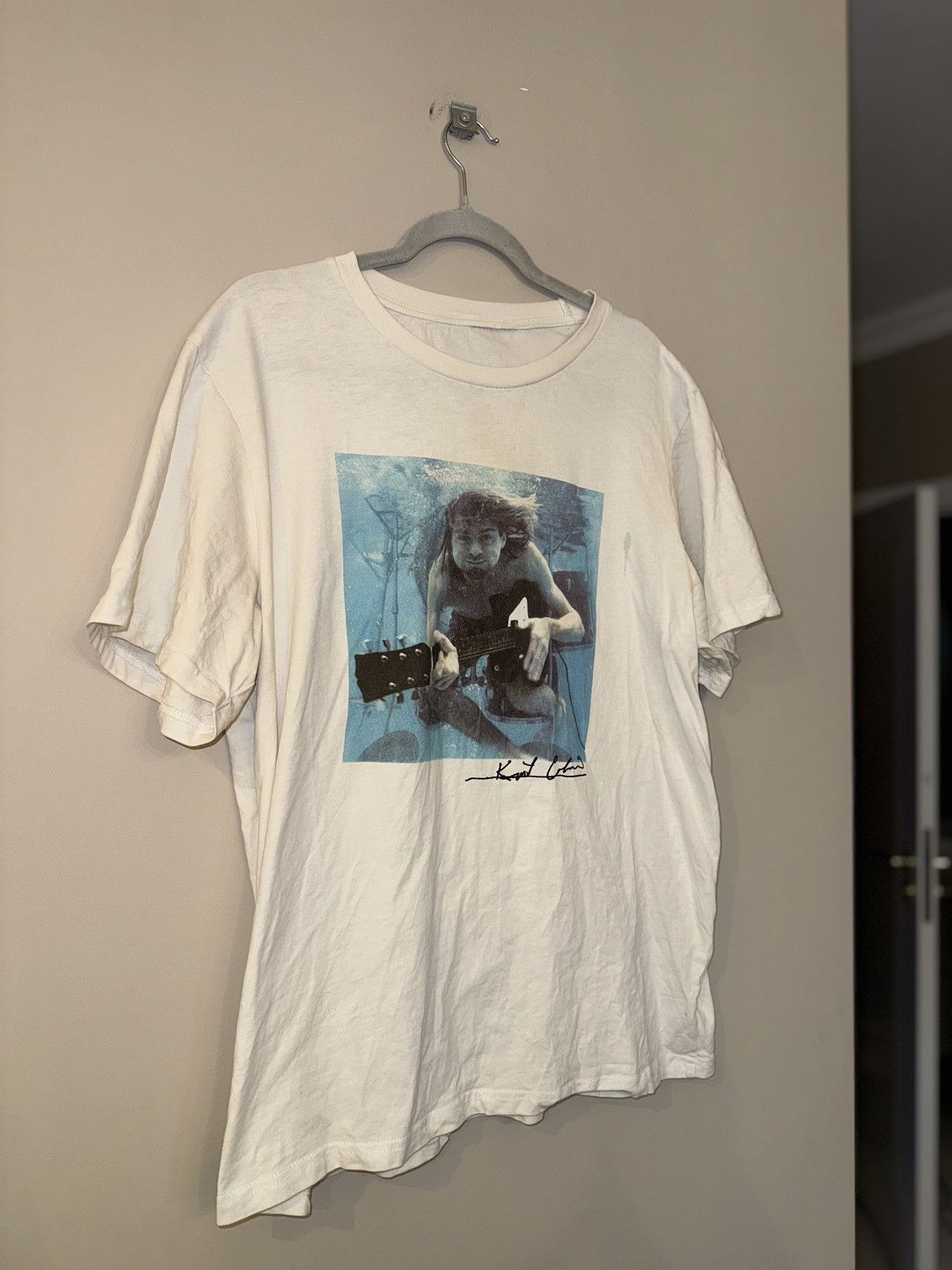 Band Tees Vintage white t shirt Kurt Cobain rare logo Nirvana Size US L / EU 52-54 / 3 - 2 Thumbnail