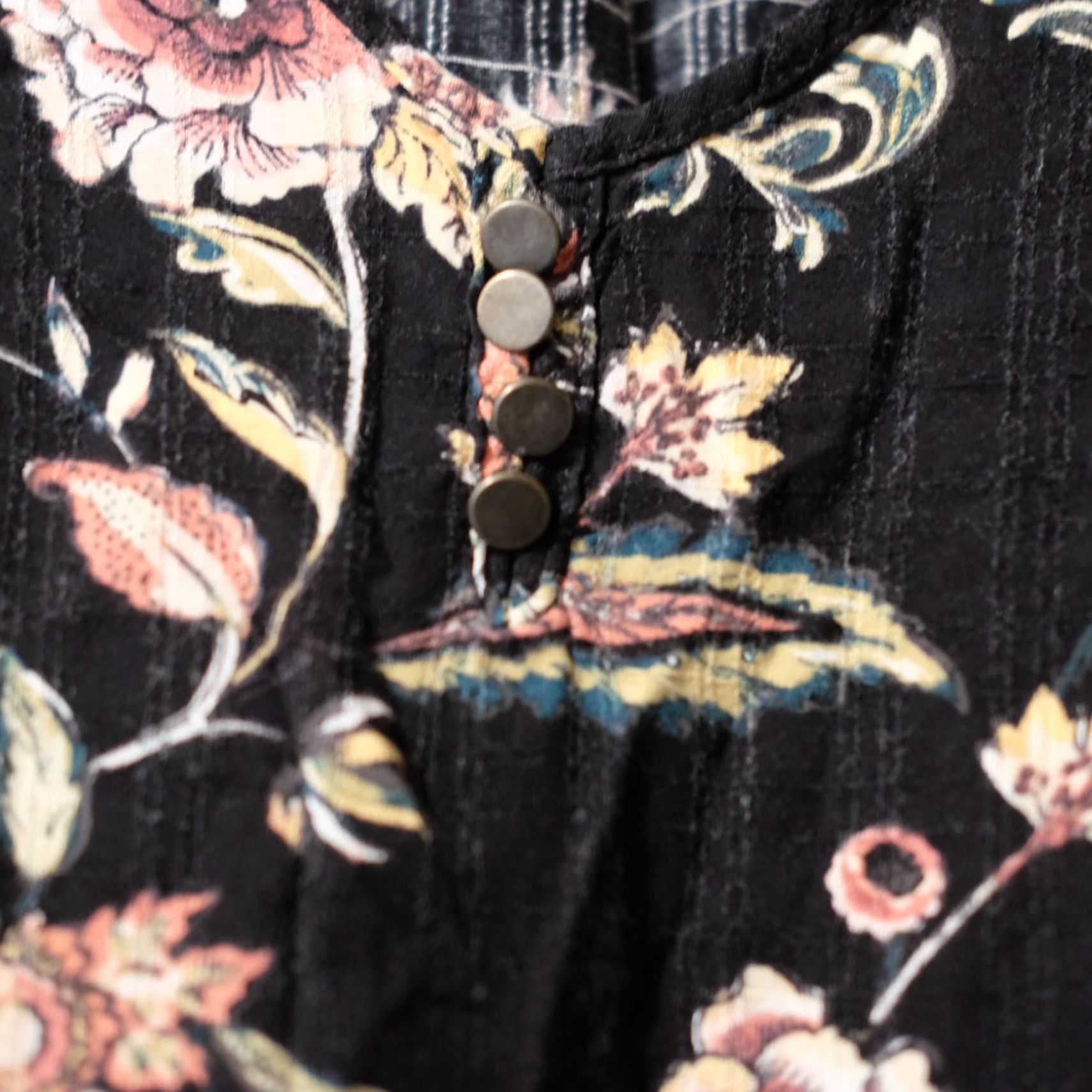 Vintage Maurices Top Floral Pullover Smocked Super Soft V-Neck Womens L Black Shirt Size L / US 10 / IT 46 - 5 Thumbnail