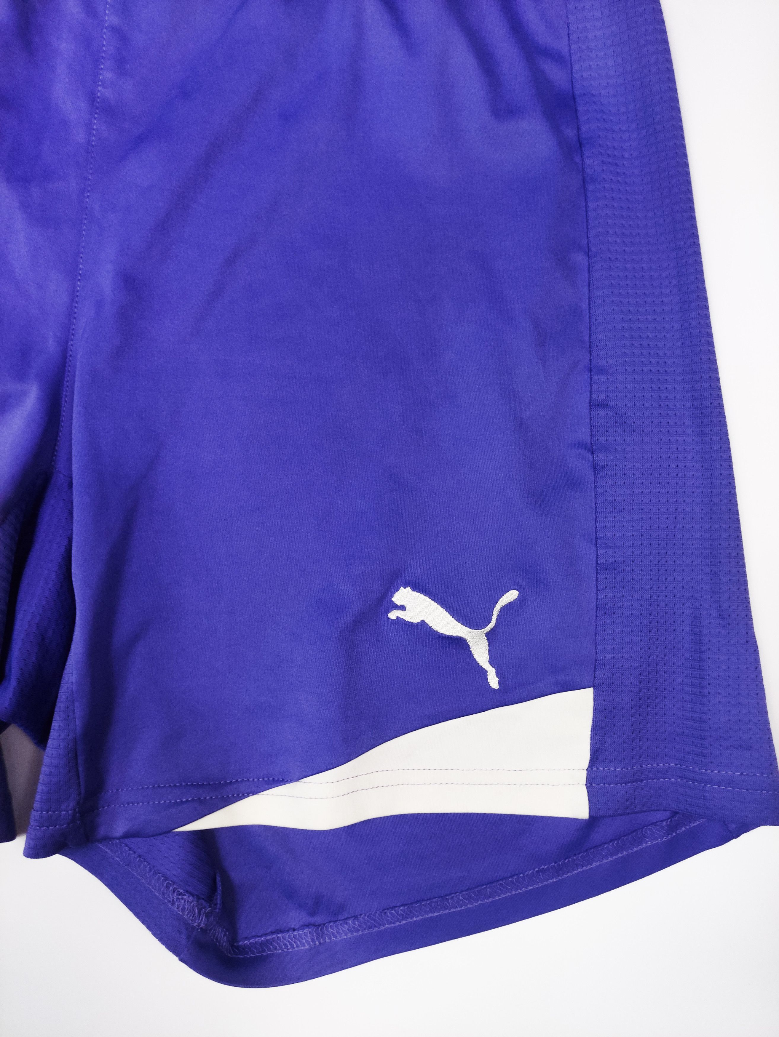 Puma Tottenham Hotspur 2011 2012 Puma Away Shorts Size US 33 - 5 Thumbnail