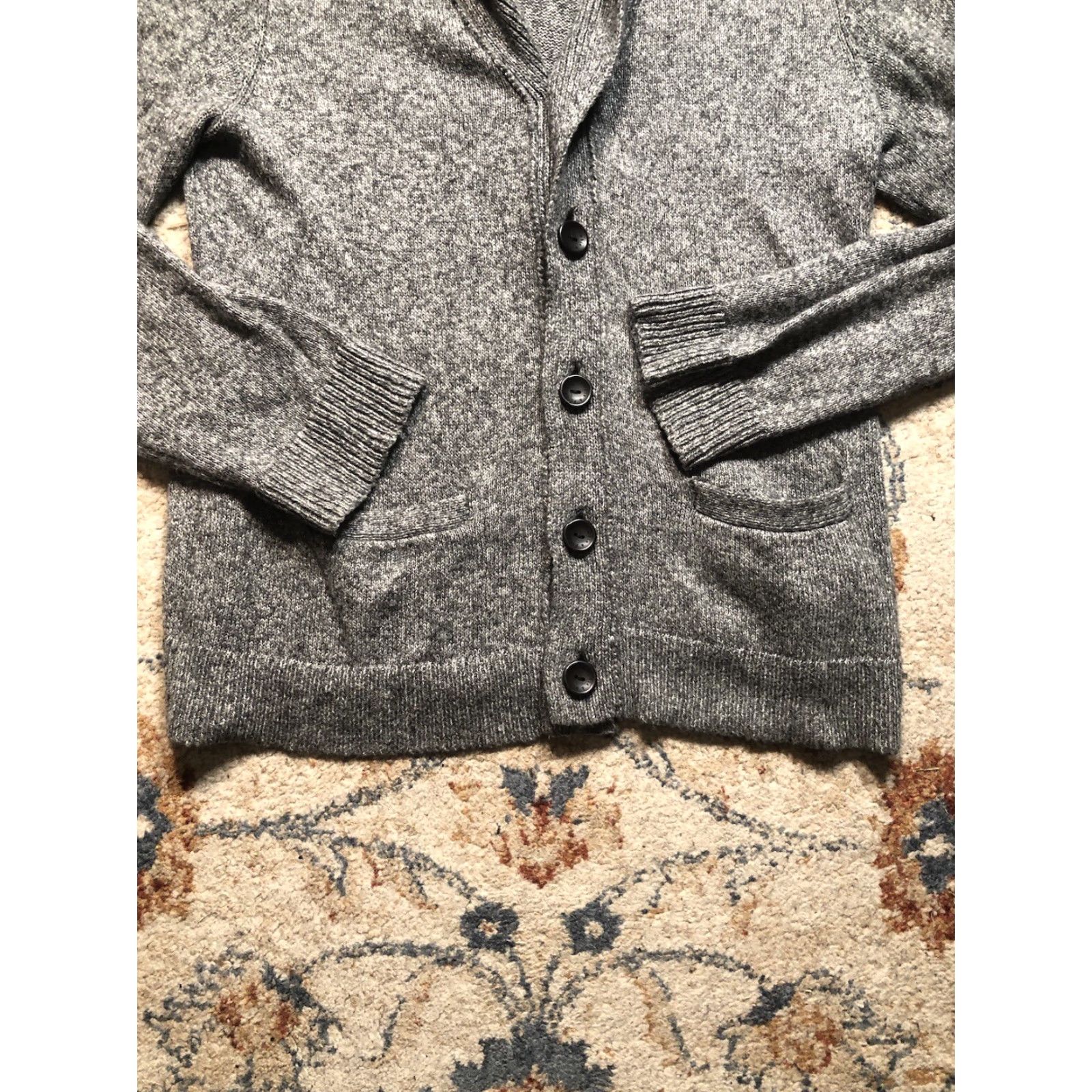 Abercrombie & Fitch Abercrombie & Fitch Cardigan Sweater Mens L Gray Waffle-Knit Pockets Preppy V-Neck Casual Knit Seasonal Comfort Regular Size US L / EU 52-54 / 3 - 5 Thumbnail