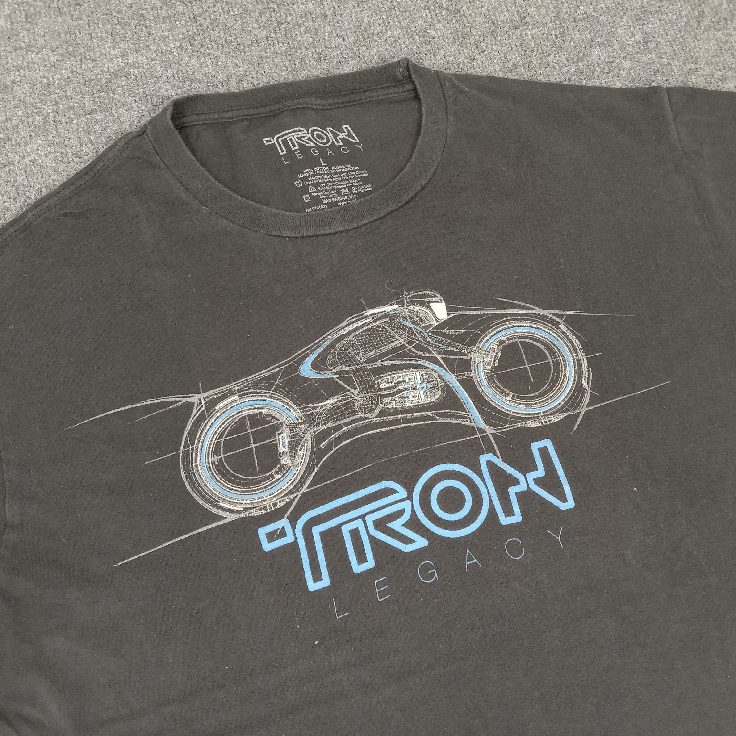 Disney × Vintage TRON Legacy Disney Movie Games Tshirt Size US L / EU 52-54 / 3 - 2 Thumbnail