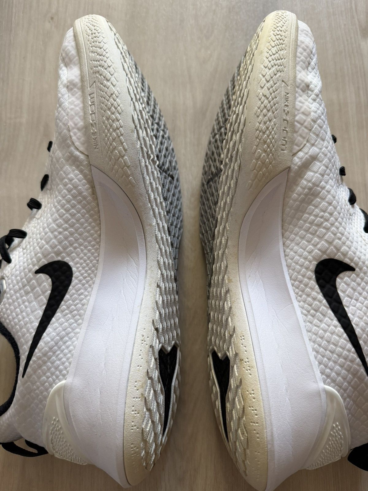 Nike Nike Mamba Focus TB White Grey Black AT1214-100 Sz 12.5 Kobe Size US 12.5 / EU 45-46 - 5 Thumbnail