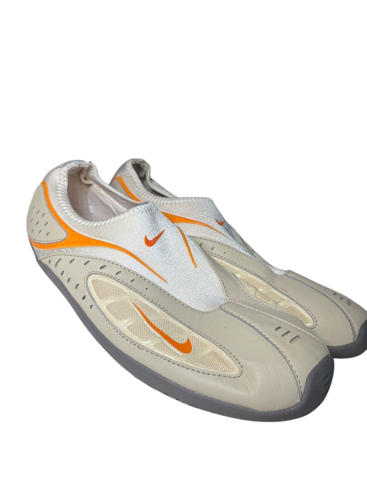 Nike ACG × Vintage Vintage Nike ACG slip on shoes Size US 10 / EU 43 - 2 Thumbnail