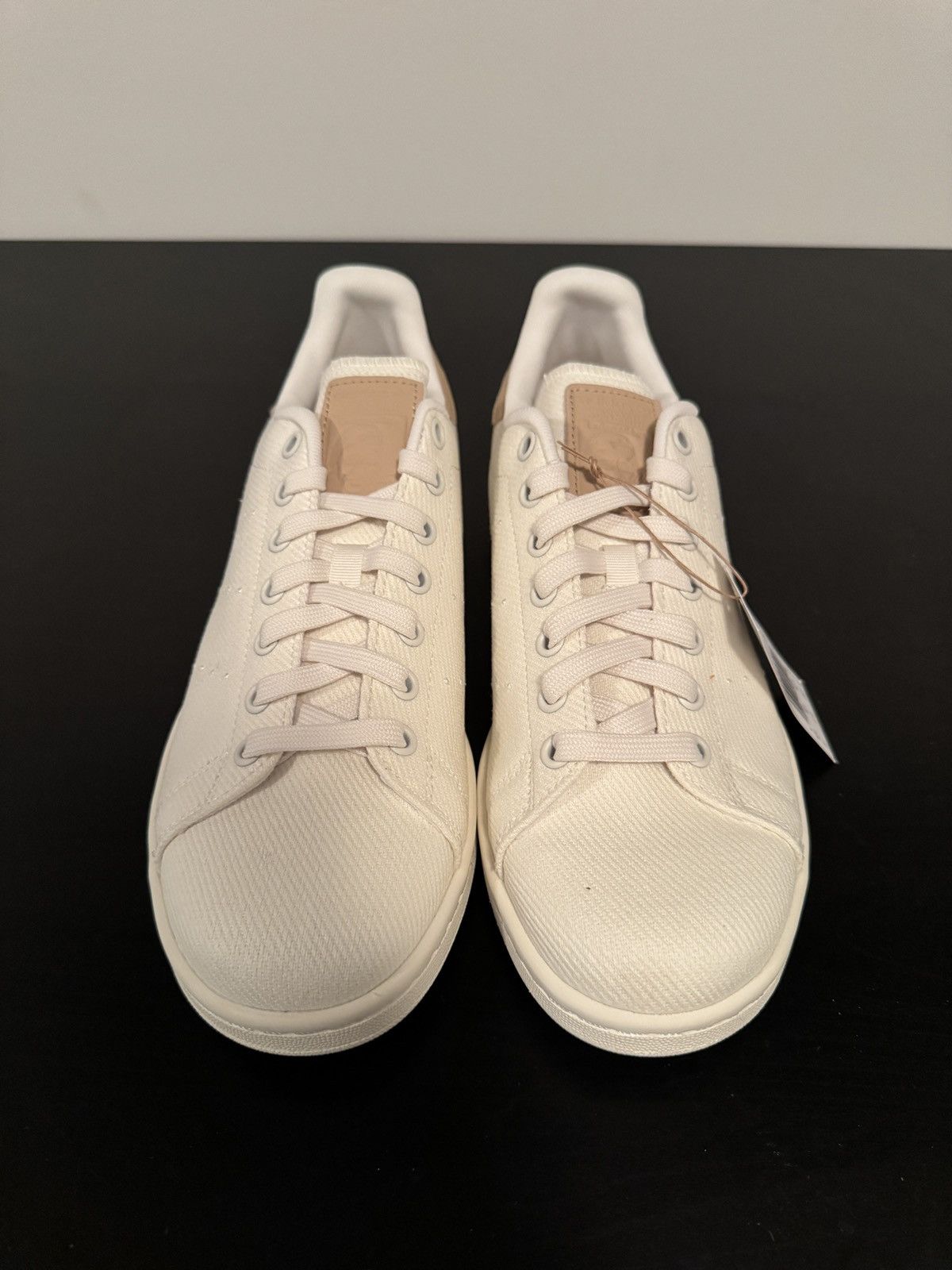 Adidas ADIDAS STAN SMITH CORE WHITE MAGIC BEIGE OFF WHITE Size US 9 / EU 42 - 3 Thumbnail