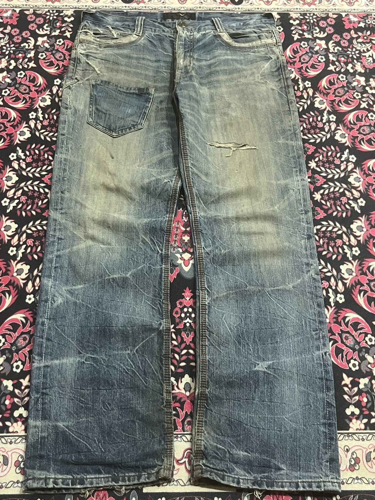 Le Grande Bleu (L.G.B.) Vintage Japan Daily Topics Double Waist Whisker Rusty Jeans Size US 34 / EU 50 - 1 Thumbnail