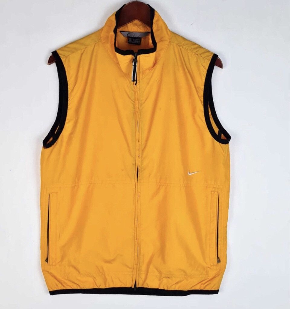 Nike × Vintage Vintage 2000s nike vest slim fit cool style Size US S / EU 44-46 / 1 - 1 Thumbnail