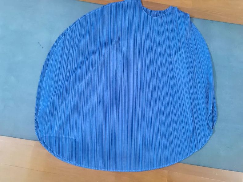 Issey Miyake issey miyake Blue disc coat Size XXL / US 16-18 / IT 52-54 - 1 Thumbnail