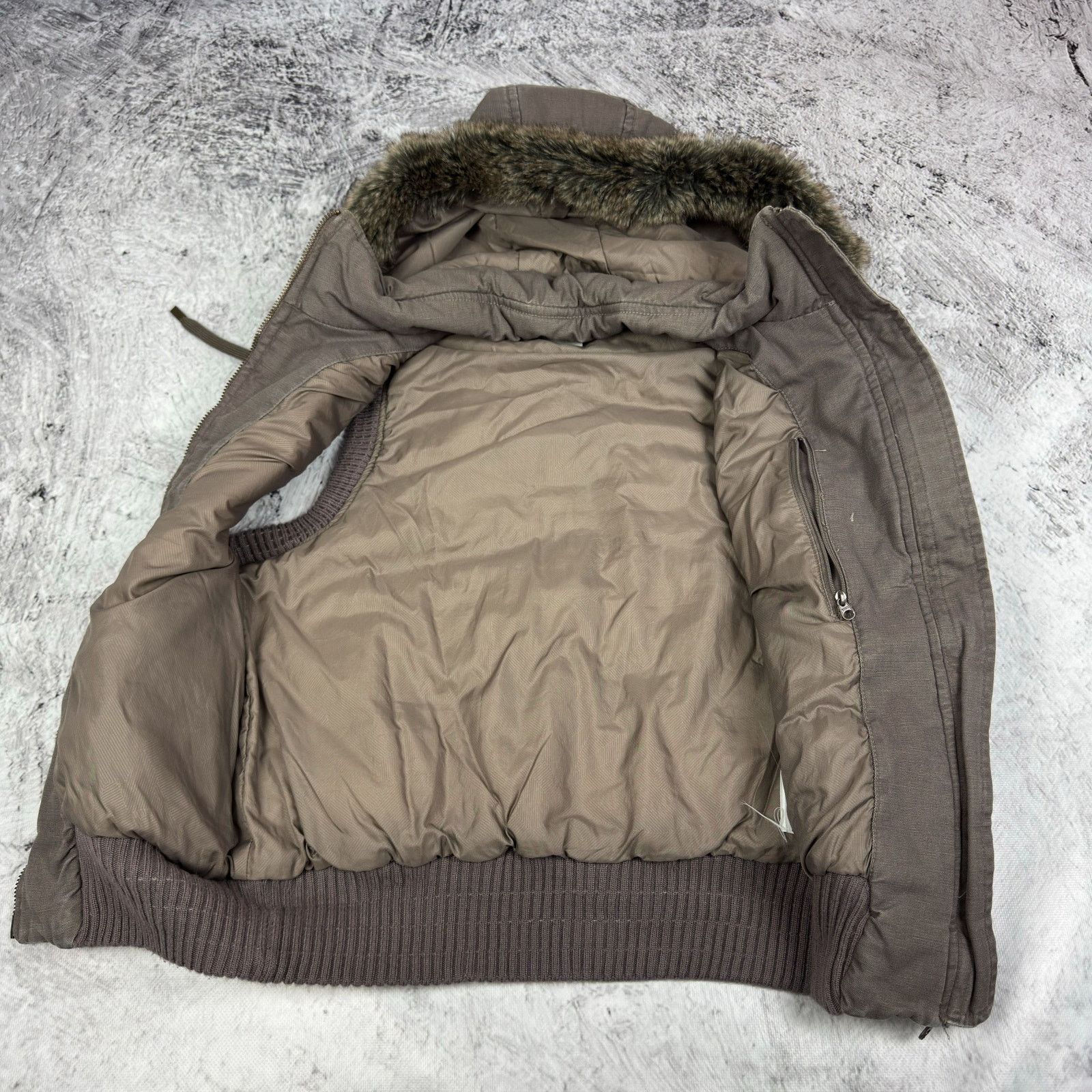 Nike Nike Women's Faux Fur Swoosh Spellout Full Zip Hooded Vest M Size M / US 6-8 / IT 42-44 - 8 Thumbnail