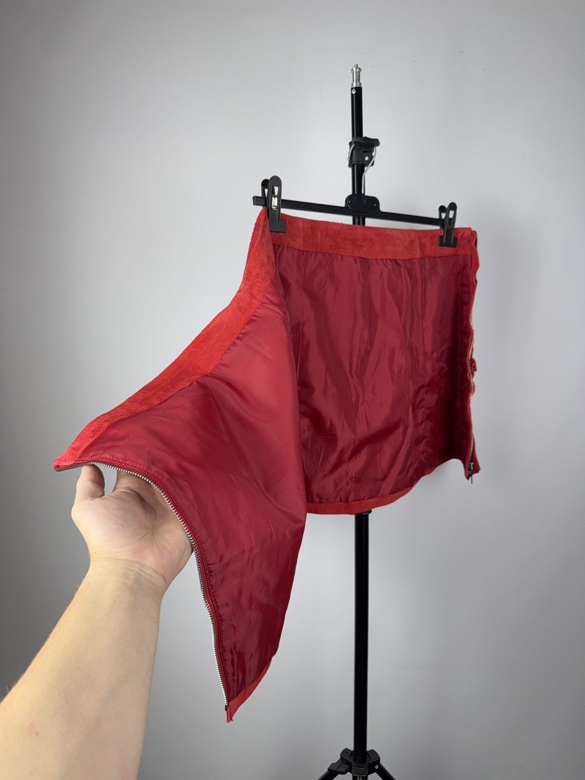 Other Vintage Y2K Leather Avant-Garde Retro 90s Red Mini Skirt Size 30" / US 8 / IT 44 - 6 Thumbnail