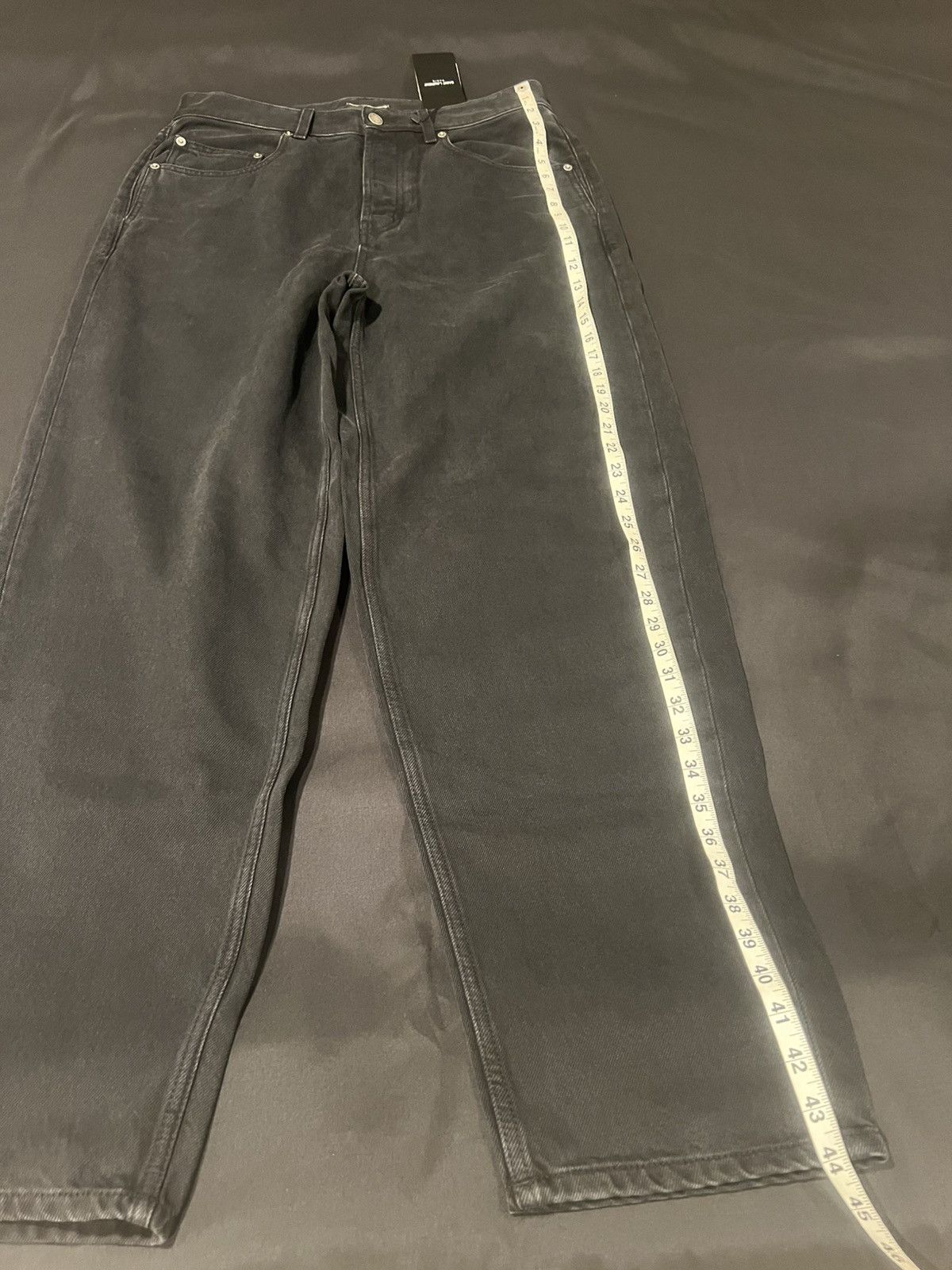 Saint Laurent Paris Saint Laurent men’s oversized jeans. 32/M. $1050 Size US 32 / EU 48 - 3 Thumbnail