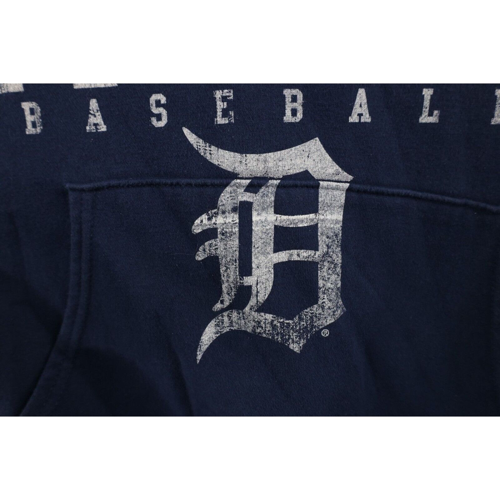 Majestic × Vintage Vintage Majestic Faded Detroit Tigers Baseball Hoodie Size US L / EU 52-54 / 3 - 7 Thumbnail