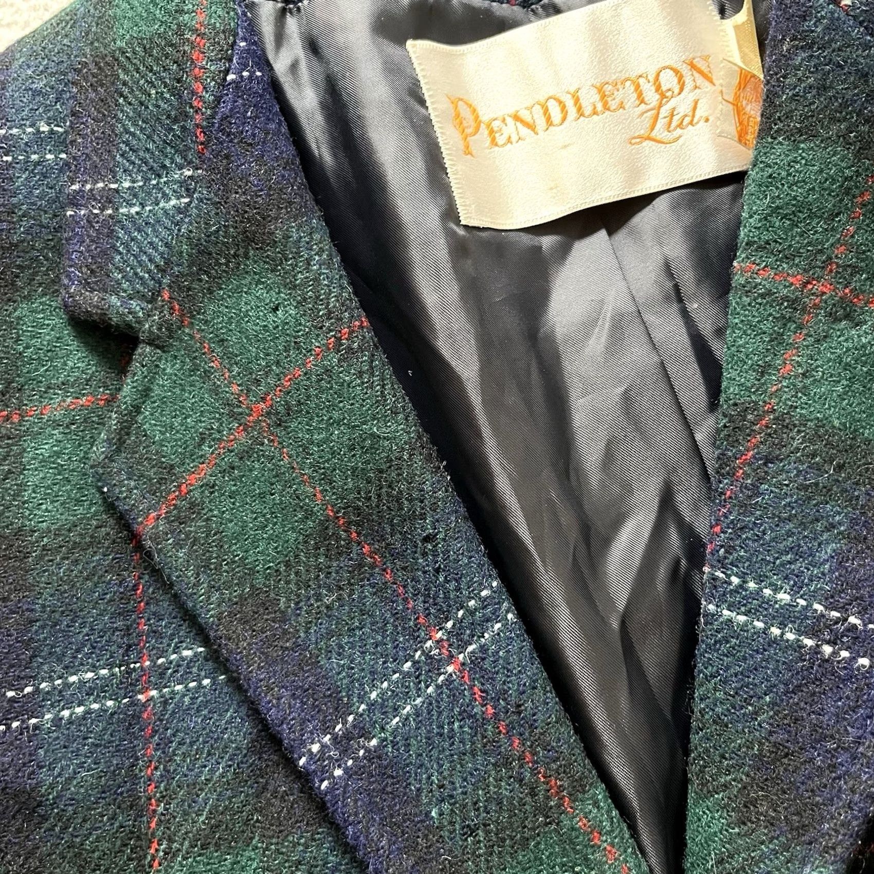 Pendleton Pendleton Blazer Women 14 Green Plaid Wool 70s Vintage Preppy Jacket Three-Button Three-Button Front Size XL / US 12-14 / IT 48-50 - 3 Thumbnail