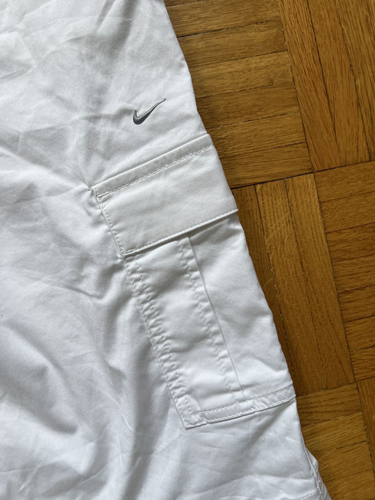 Nike Cargo Shorts Nike Small Logo White Size US 34 / EU 50 - 2 Thumbnail