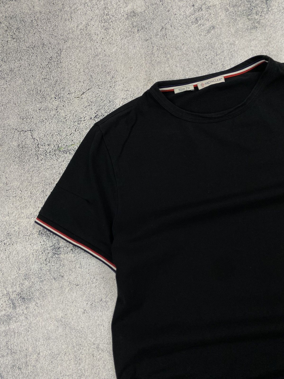 Moncler Rare Moncler Big Hand Logo Basic Hype Slim T Shirt Size US M / EU 48-50 / 2 - 6 Thumbnail