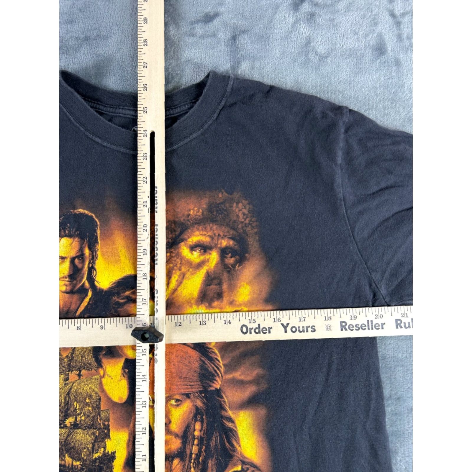 Disney VINTAGE Disney Pirates of the Caribbean At World’s End Movie Promo Black T Shirt M RARE Size US M / EU 48-50 / 2 - 5 Thumbnail