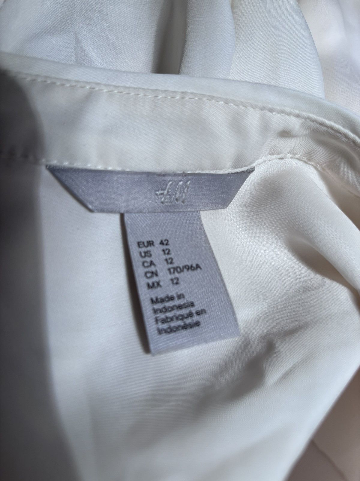 H&M H&M Button Front Blouse Size L / US 10 / IT 46 - 6 Thumbnail