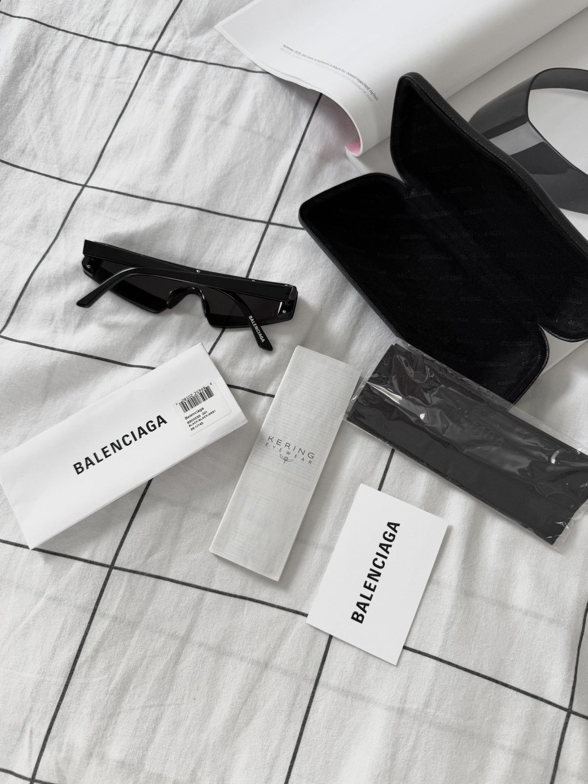 Balenciaga Balenciaga Skiny Ski Sunglasses BB0003S-001 Size ONE SIZE - 9 Thumbnail
