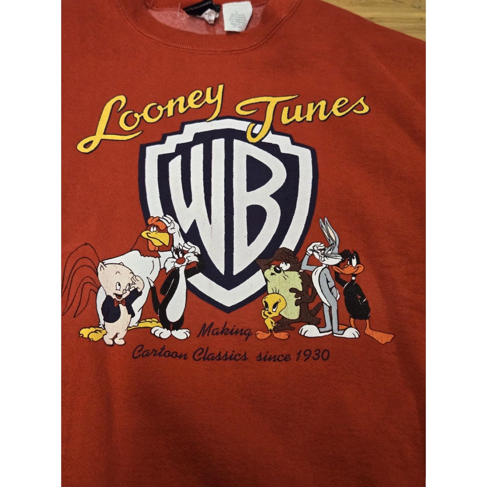 Vintage VINTAGE Looney Tunes Sweatshirt Mens Large Red Warner Bros Studio Store 90s USA Size US L / EU 52-54 / 3 - 3 Thumbnail