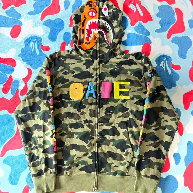 Bape BAPE x Readymade Camo Shark Hoodie - dmc Size US XXL / EU 58 / 5 - 1 Thumbnail