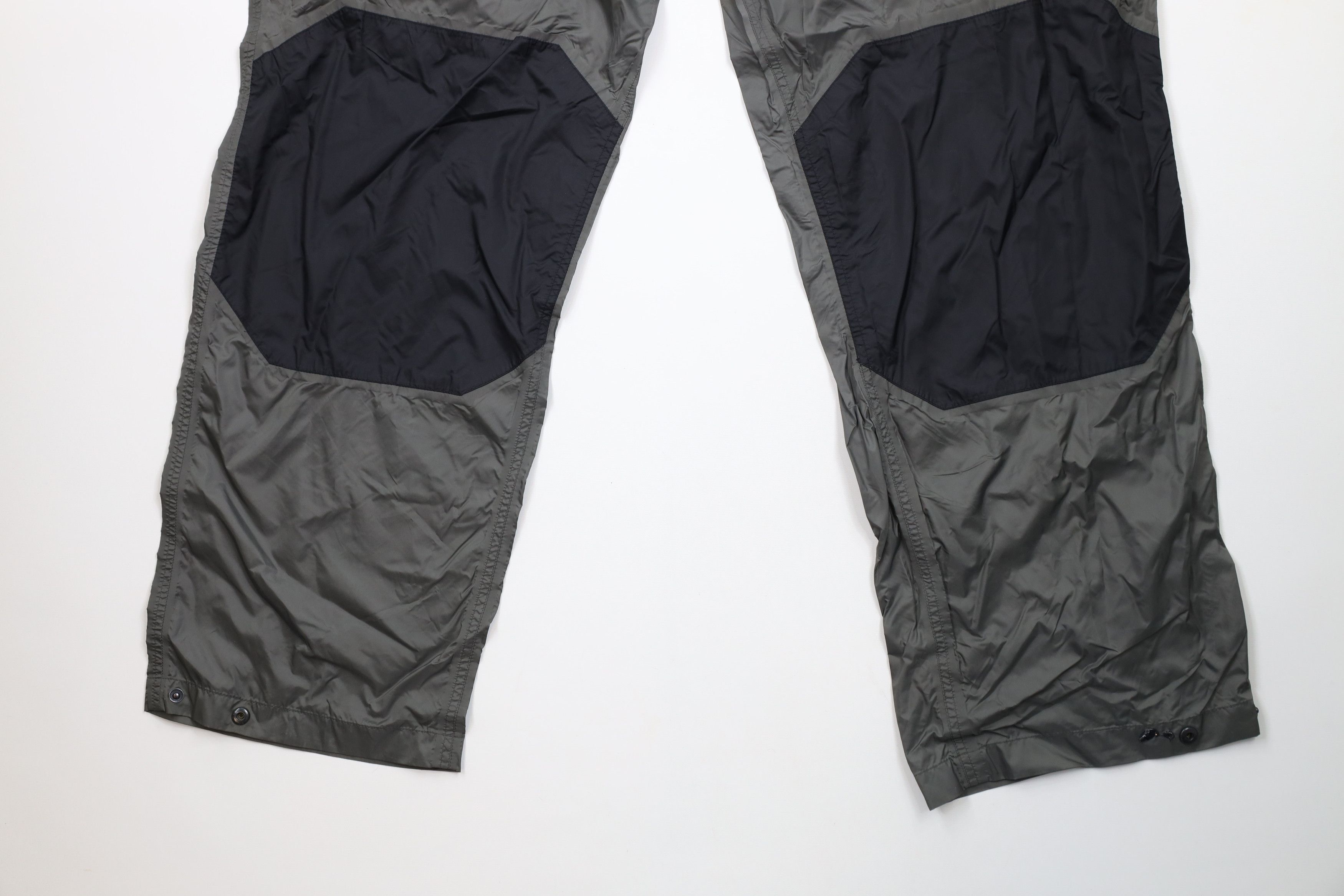 Cabelas × Vintage Vintage Cabelas Waterproof Double Wide Leg Windbreaker Pants Size US 40 / EU 56 - 4 Thumbnail