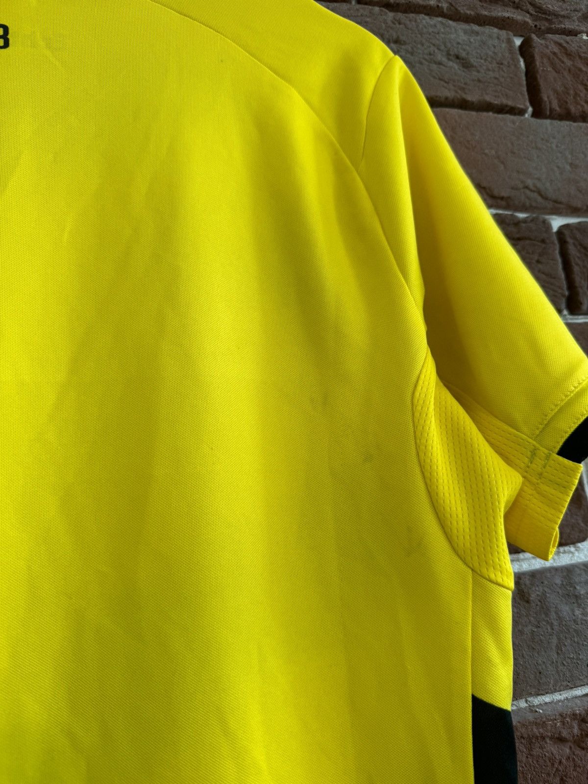 Puma Vintage 00s Puma Borussia Dortmund BVB S Football Kit Jersey Size US S / EU 44-46 / 1 - 8 Thumbnail