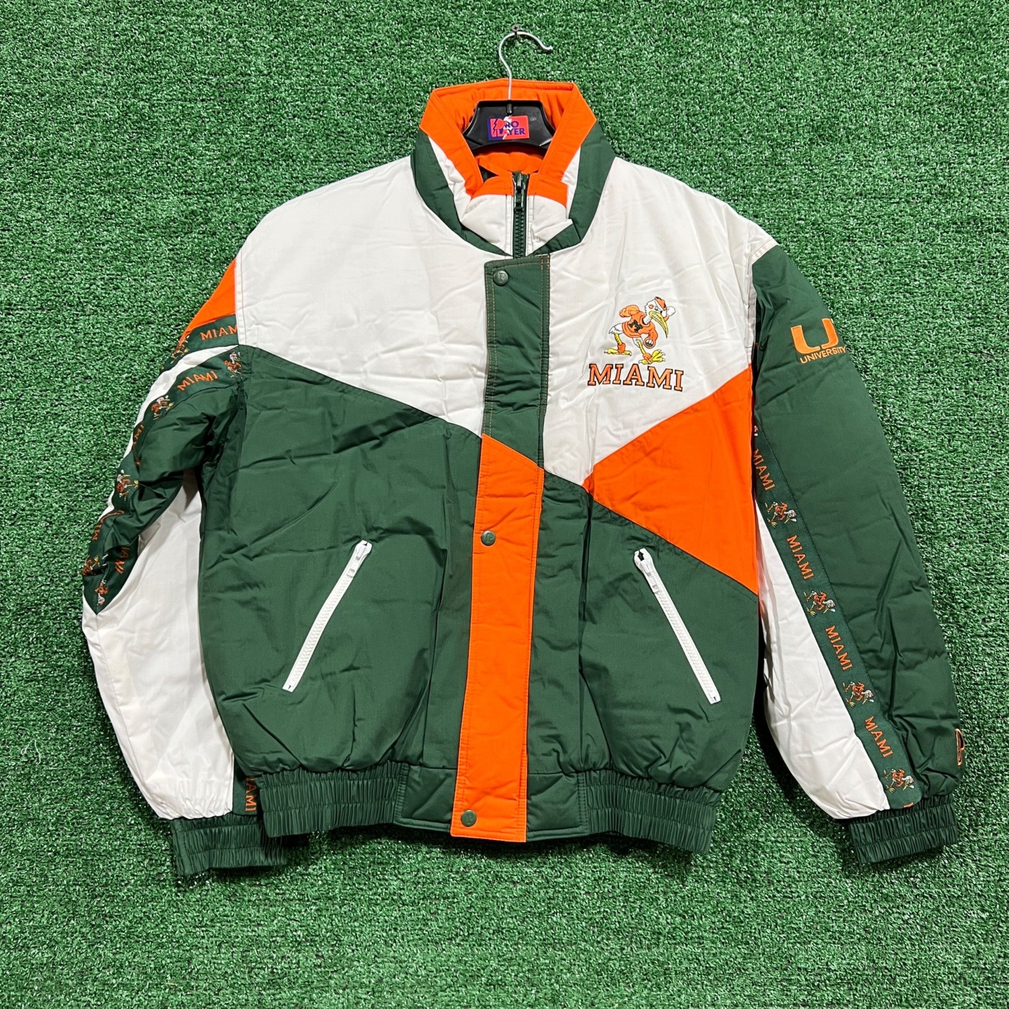 Pro Player vintage pro player University of Miami jacket sz medium Size US M / EU 48-50 / 2 - 1 Thumbnail
