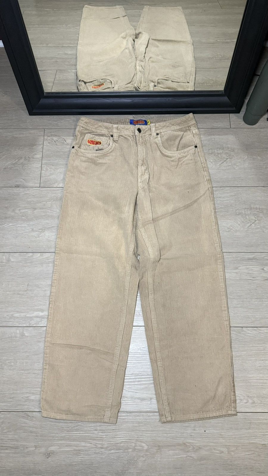 Empyre Y2K Empyre 30 x 30 Beige Corduroy Pants Size US 30 / EU 46 - 1 Thumbnail
