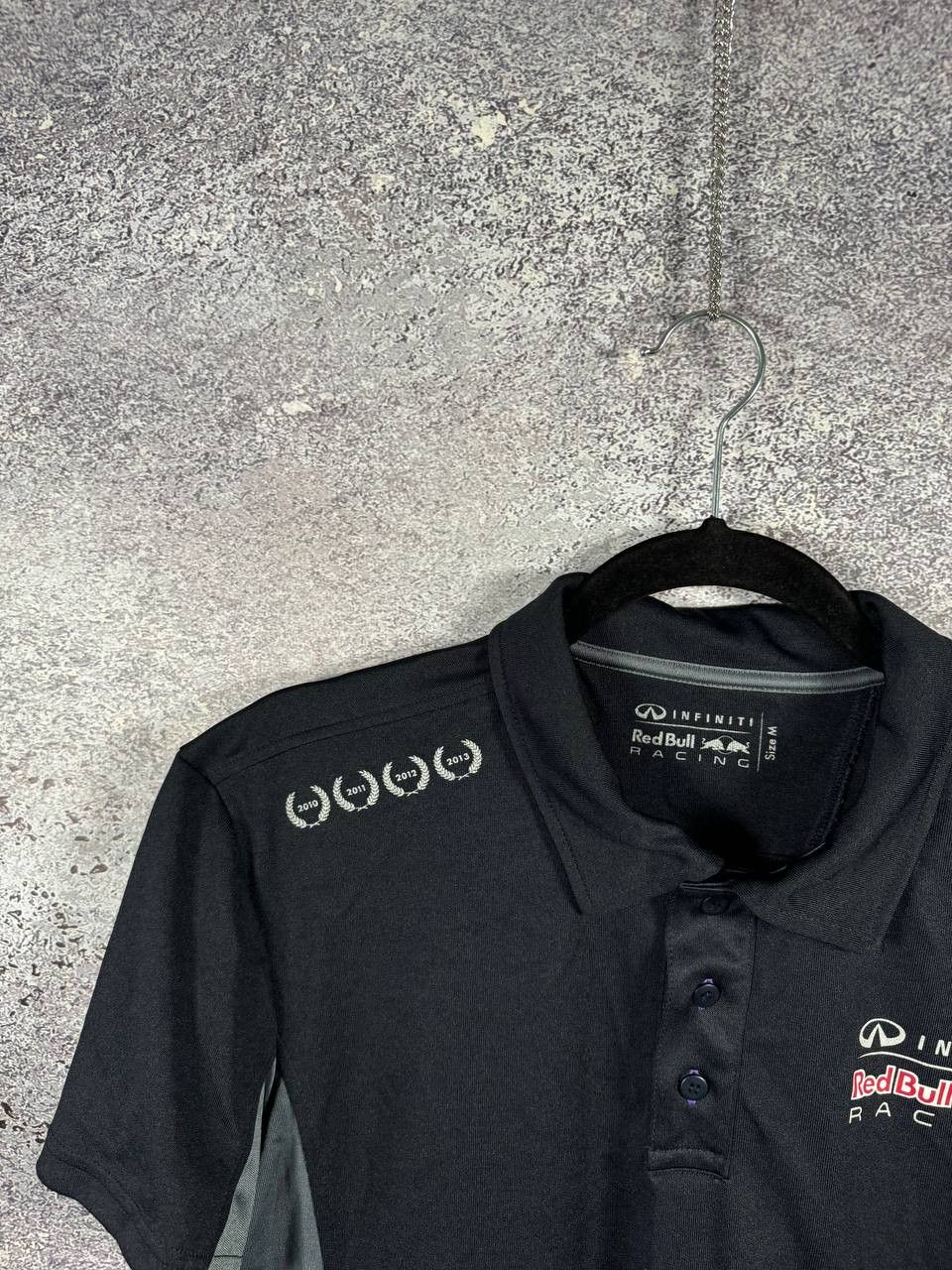 Formula 1 × Red Bull Infiniti Red Bull Racing team Formula 1 Jersey Medium Size US M / EU 48-50 / 2 - 6 Thumbnail