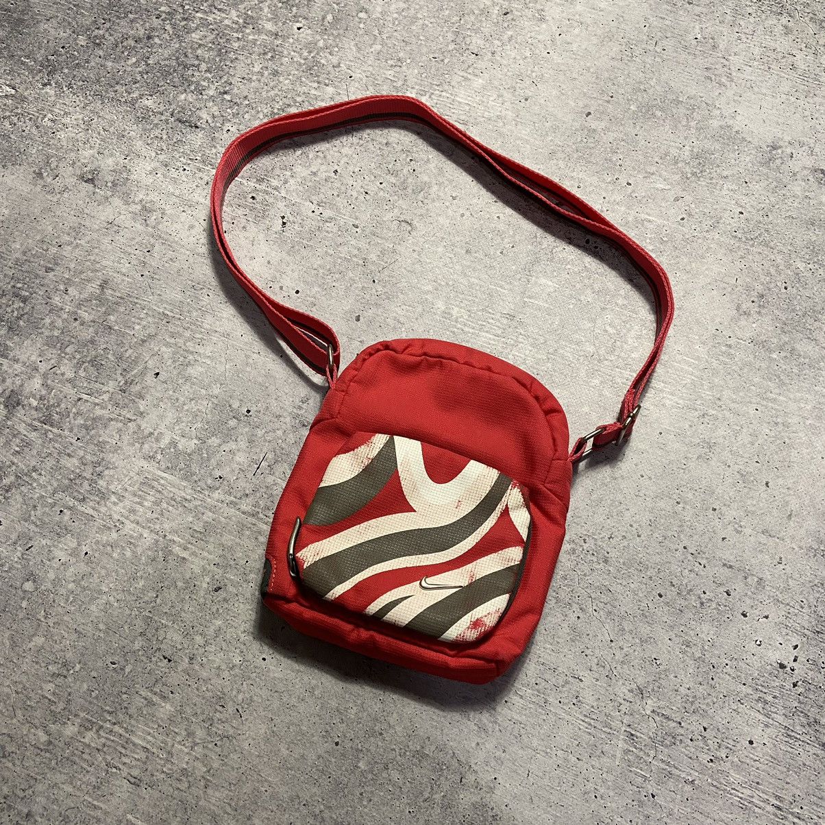 Nike × Vintage 📌 Vintage Nike Crossbody Messenger Metal Swoosh Size ONE SIZE - 1 Thumbnail