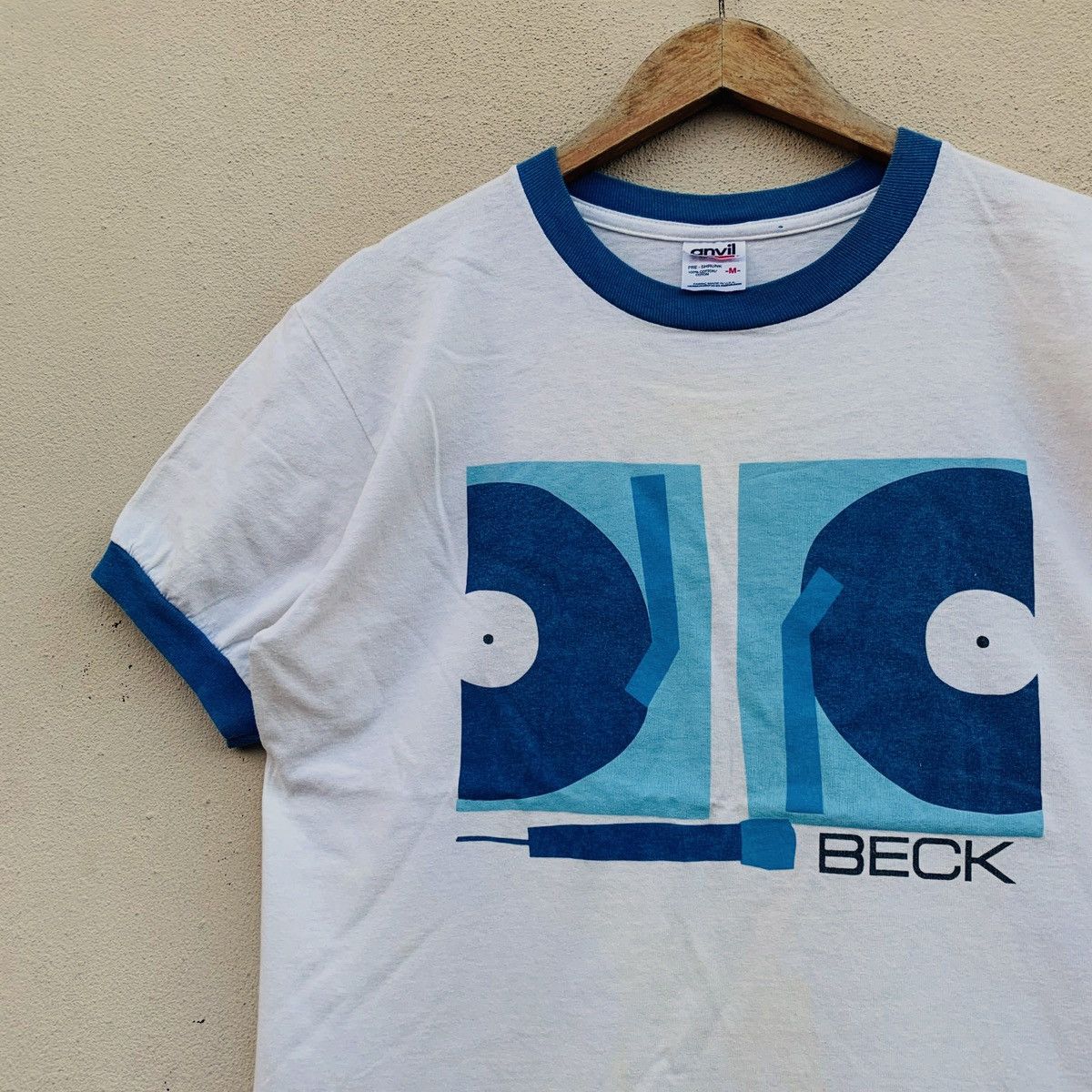 Band Tees × Vintage Vintage BECK AMERICAN SINGER SONGWRITER TURNTABLE T-Shirt Size US L / EU 52-54 / 3 - 4 Thumbnail