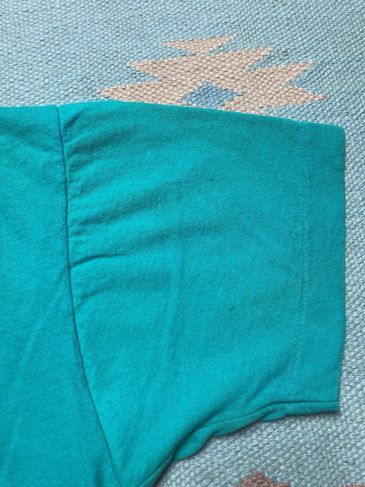 Fruit Of The Loom × Vintage Vtg 80s pocket t shirt fruit of the loom blank soft cotton L Size US L / EU 52-54 / 3 - 7 Thumbnail