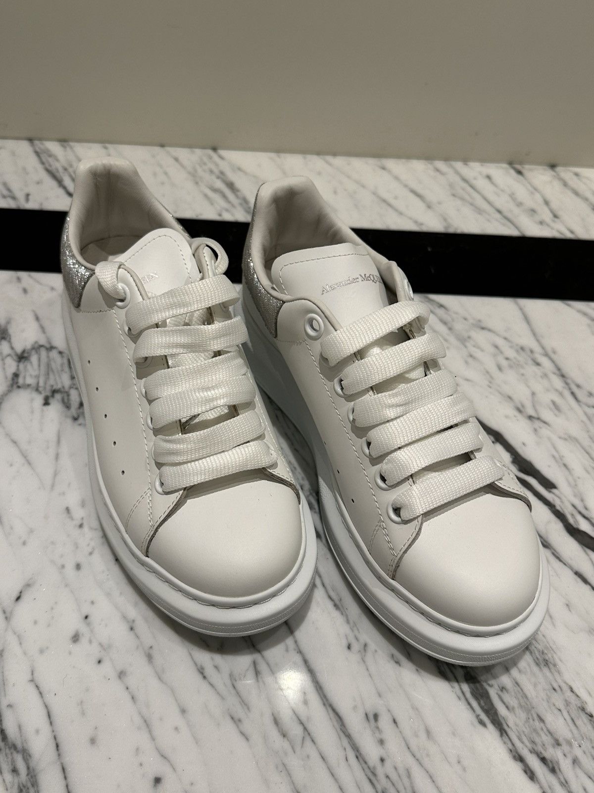 Alexander McQueen Alexander McQueen White Sneakers Size US 8 / IT 38 - 1 Thumbnail