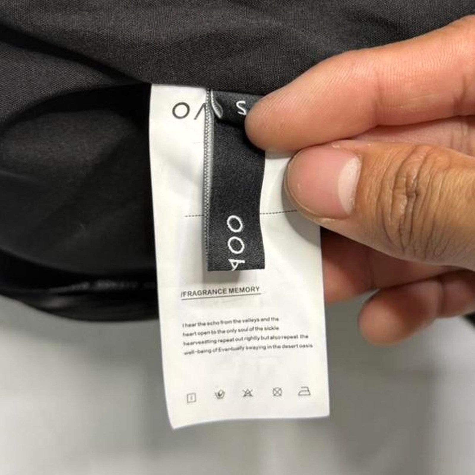 Other OakMoo Y2K Black Low RiseMinu Skirt Mcbling Crown size small Size 27" / US 4 / IT 40 - 6 Thumbnail