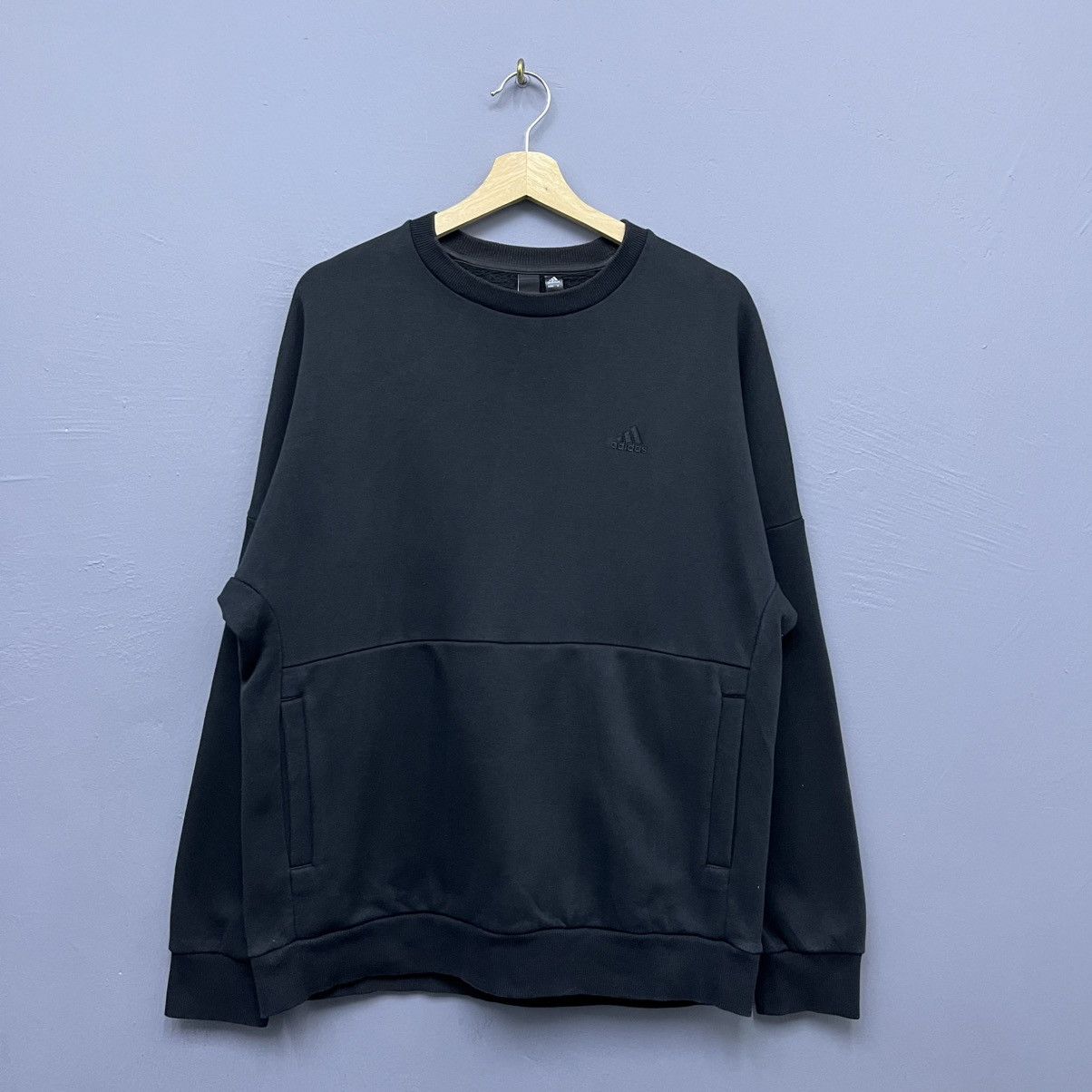 Adidas Adidas The Three Stripes Crewneck Sweatshirt Size US M / EU 48-50 / 2 - 2 Thumbnail