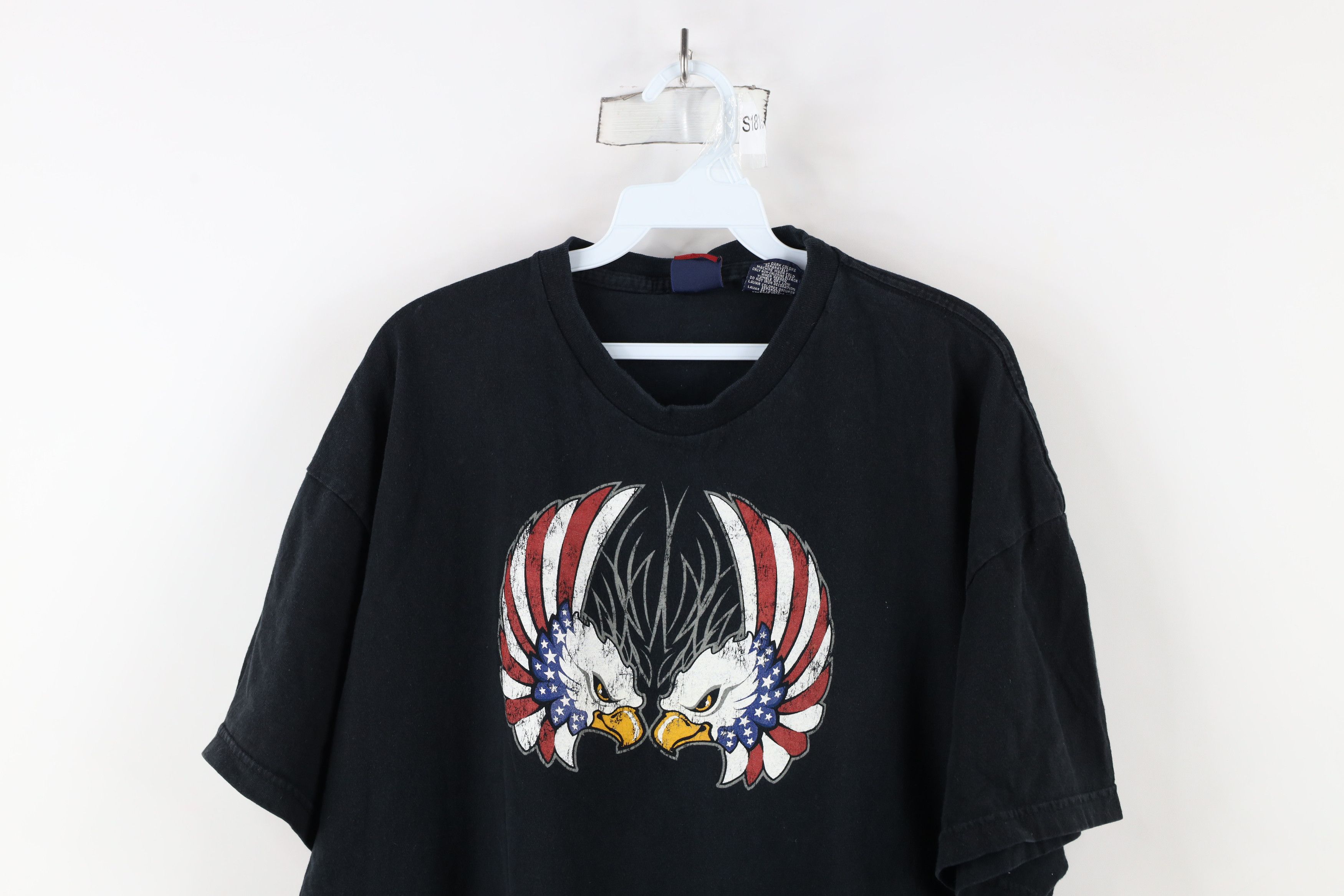 Vintage Vintage 90s Y2K Eagle Tribal Racing T-Shirt Black Cotton Size US XXL / EU 58 / 5 - 2 Thumbnail