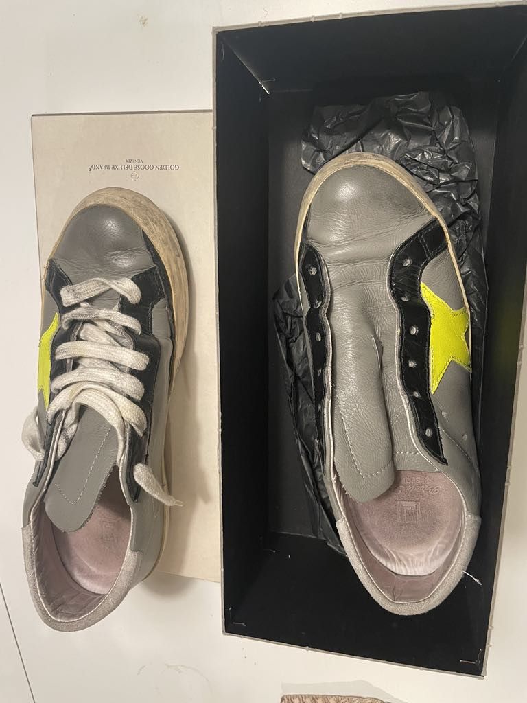 Golden Goose Super Star Size US 6 / IT 36 - 1 Thumbnail