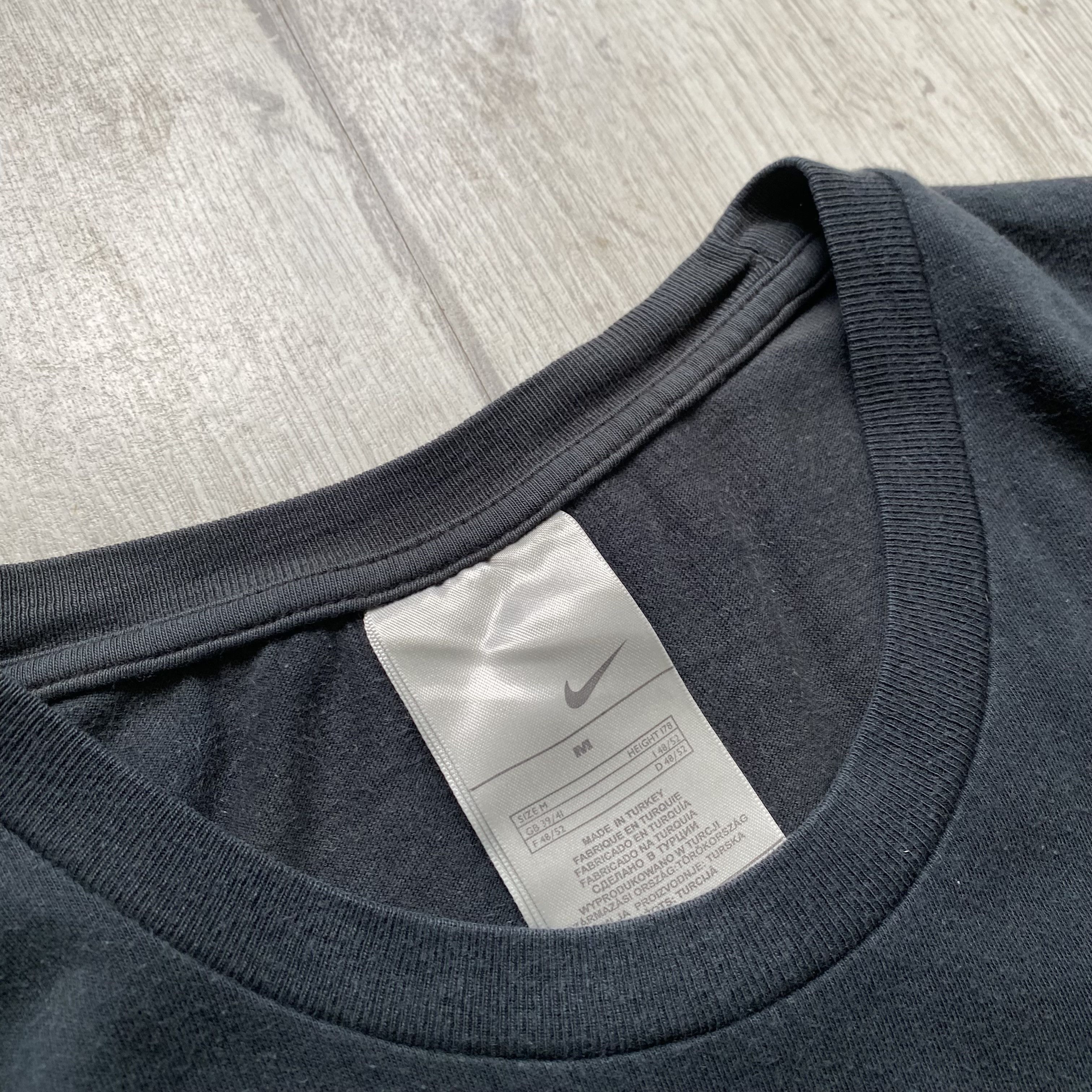 Nike 🕷️ Vintage 90s Faded Nike Tee big logo Just Do it Size US M / EU 48-50 / 2 - 4 Thumbnail