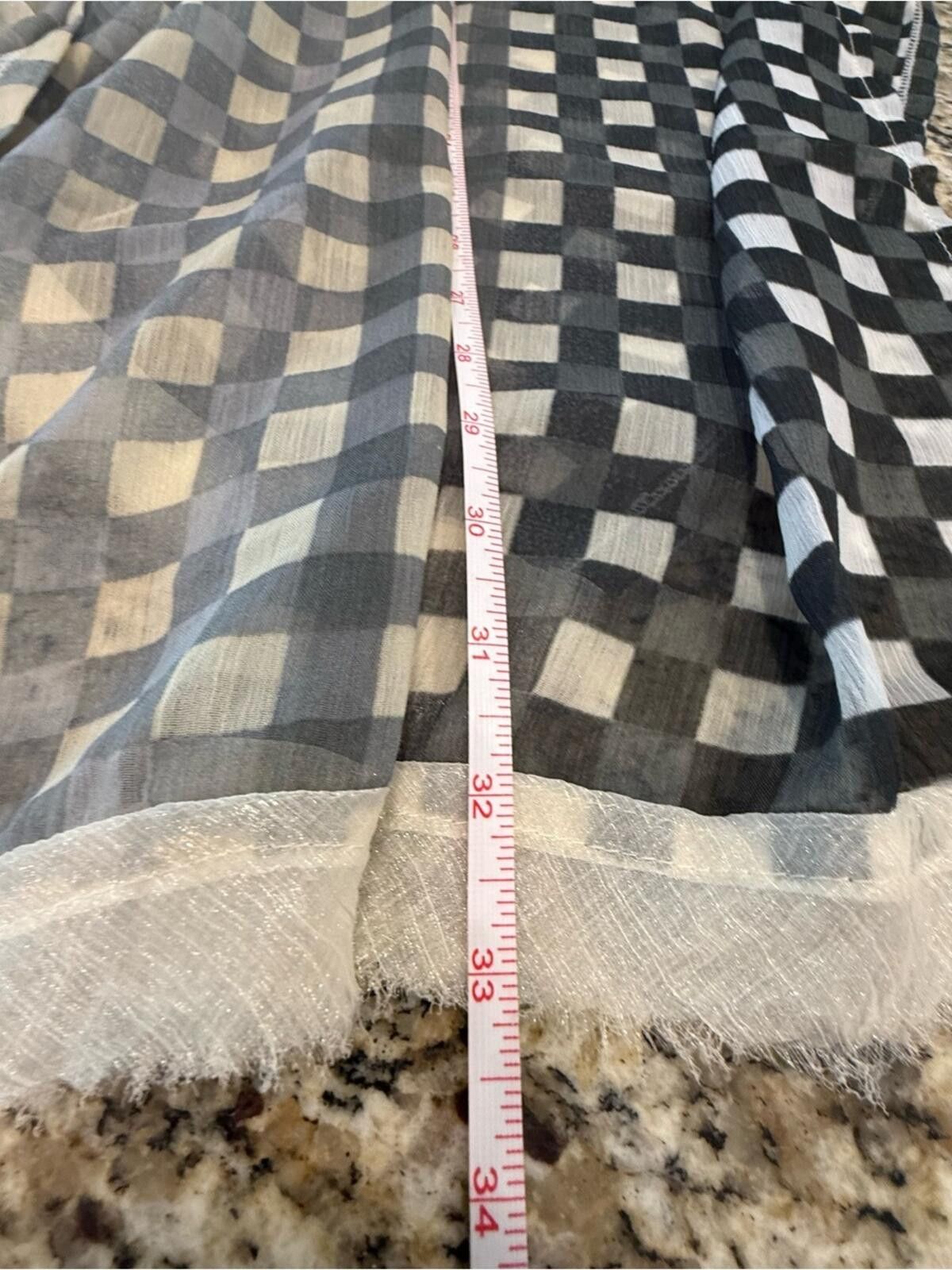 Steve Madden Steve Madden cape shawl coverup neutral checkered OSFM Size ONE SIZE - 11 Thumbnail